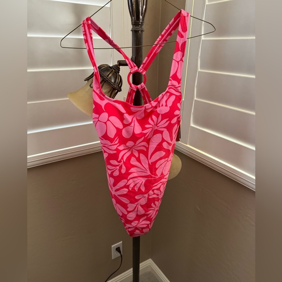 Women's Squareneck Tummy Control Full Coverage One Piece Swimsuit - M NWT - Picture 3 of 7